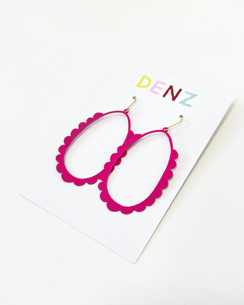 Scallop Hoop Earrings - Neon Pink