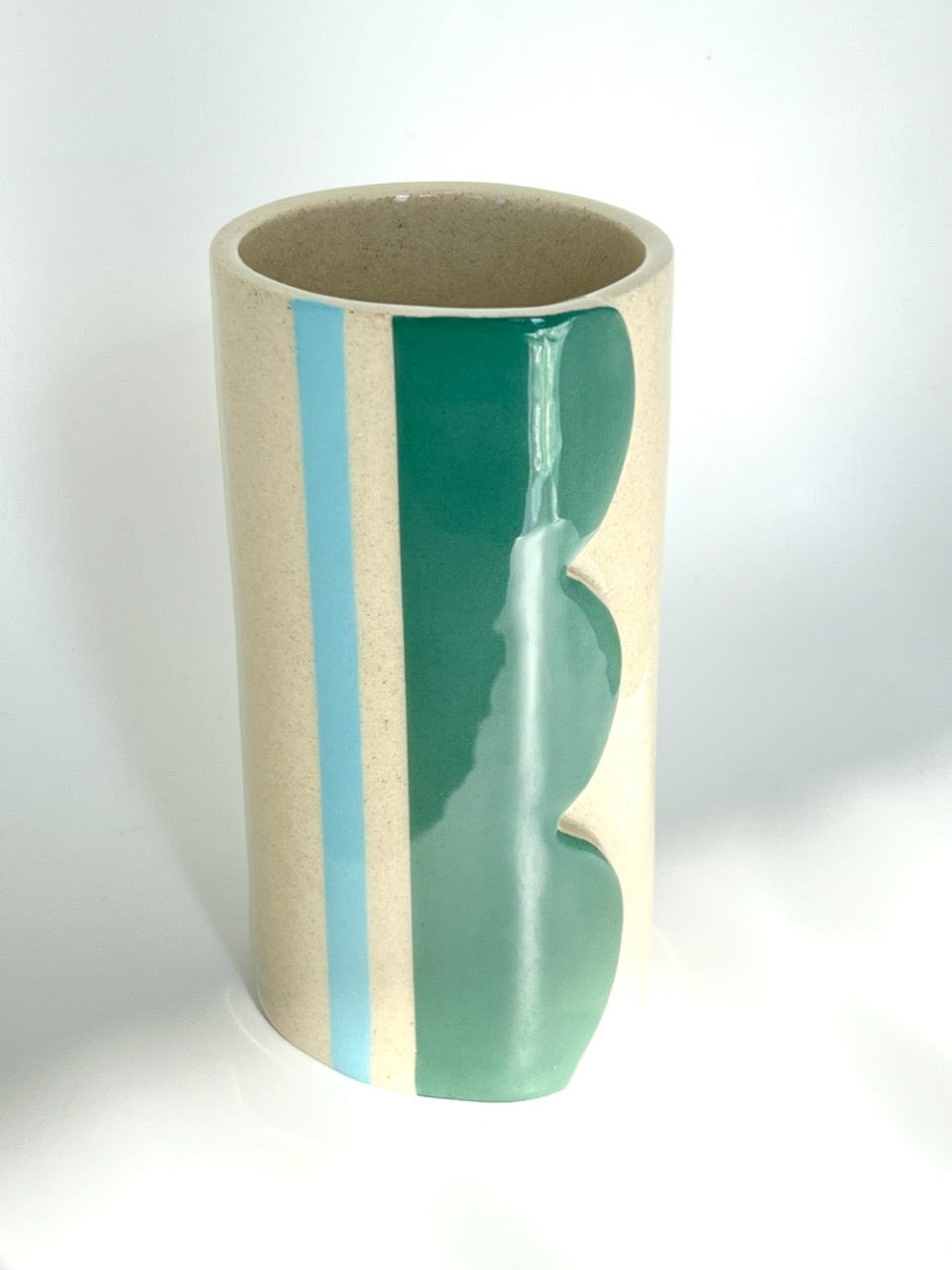 Dark Green Scalloped Ceramic Vessel - Medium