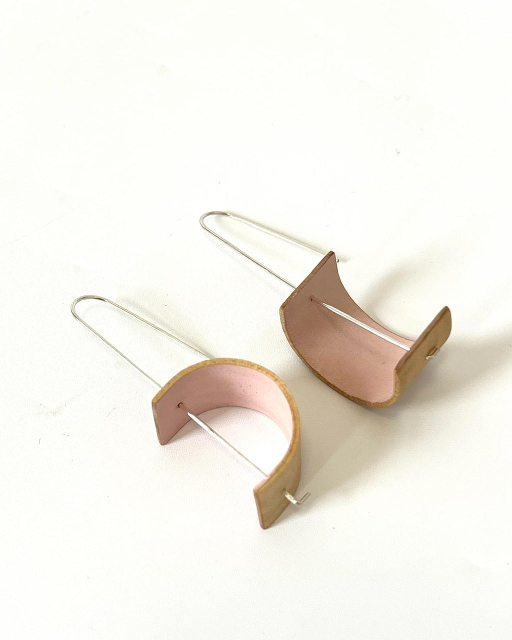 Bentwood Kauri Crescent Earrings - Soft Pink
