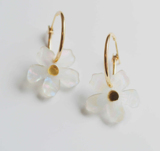Wildflower Earrings - Ivory