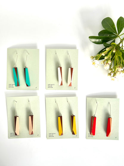 Rod Earrings - White